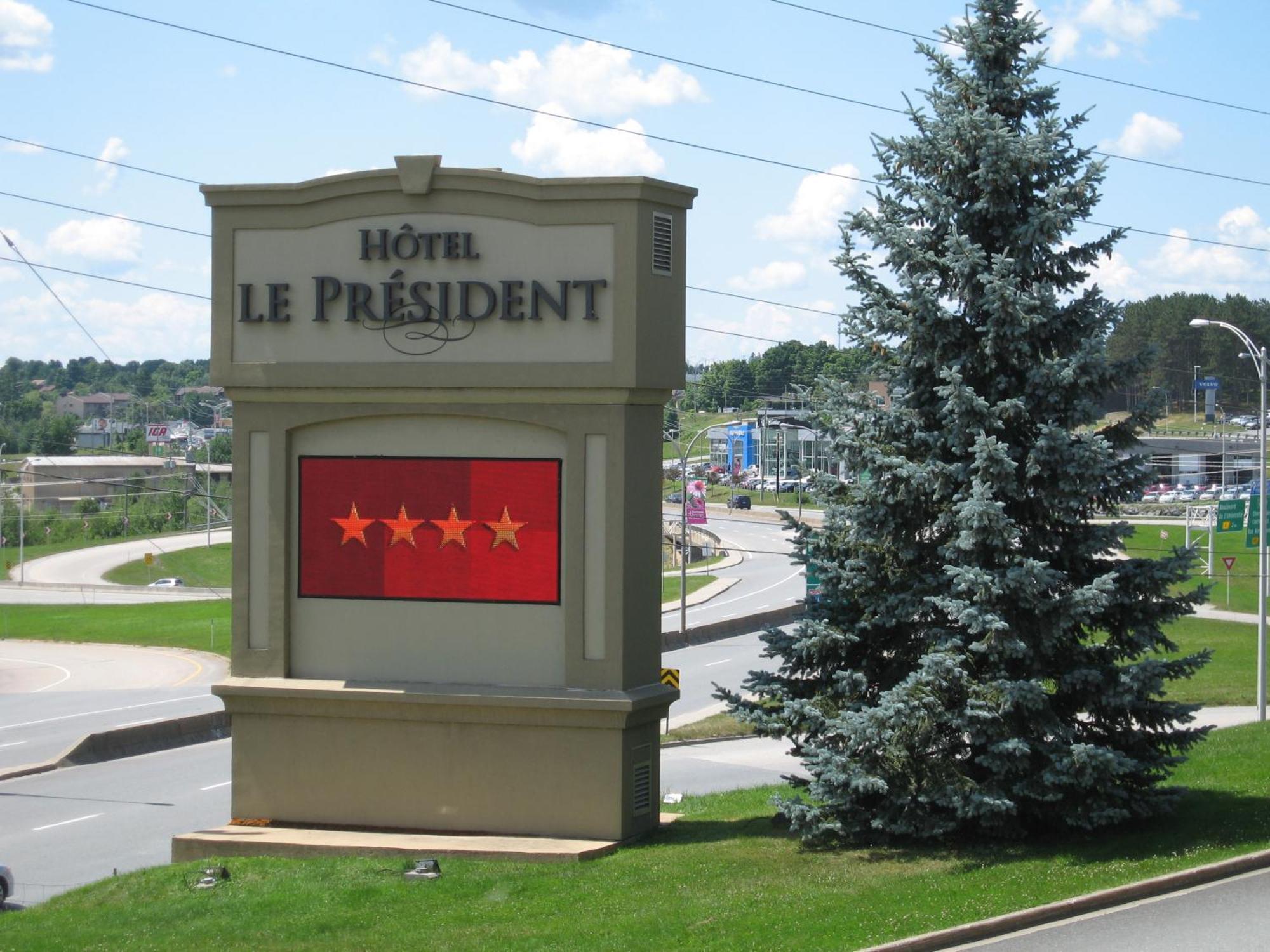 Le President Sherbrooke Luaran gambar